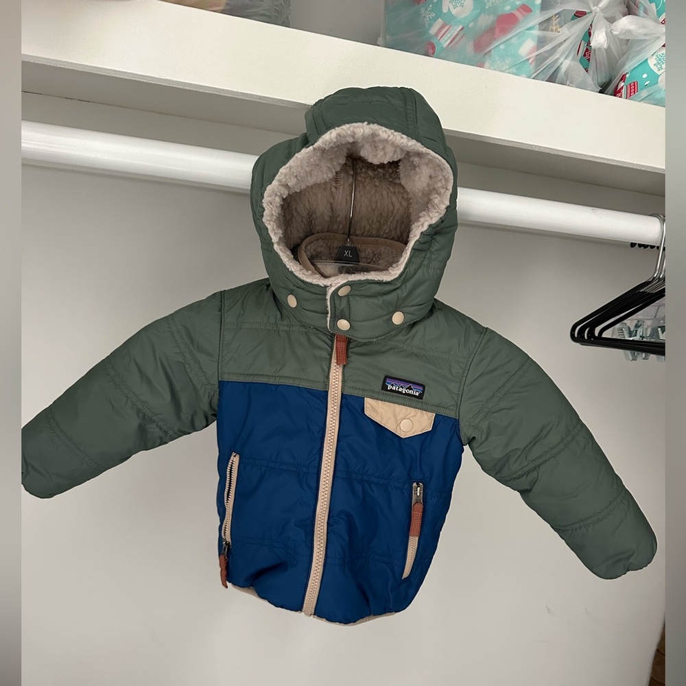 Patagonia Jacket ‘Baby Reversible Tribbles Hoody’